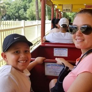 Meet your Posher, Felix